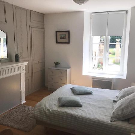 Ferienwohnung Les Escuries Commes Exterior foto
