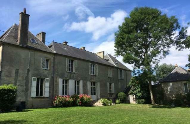 Ferienwohnung Les Escuries Commes Exterior foto