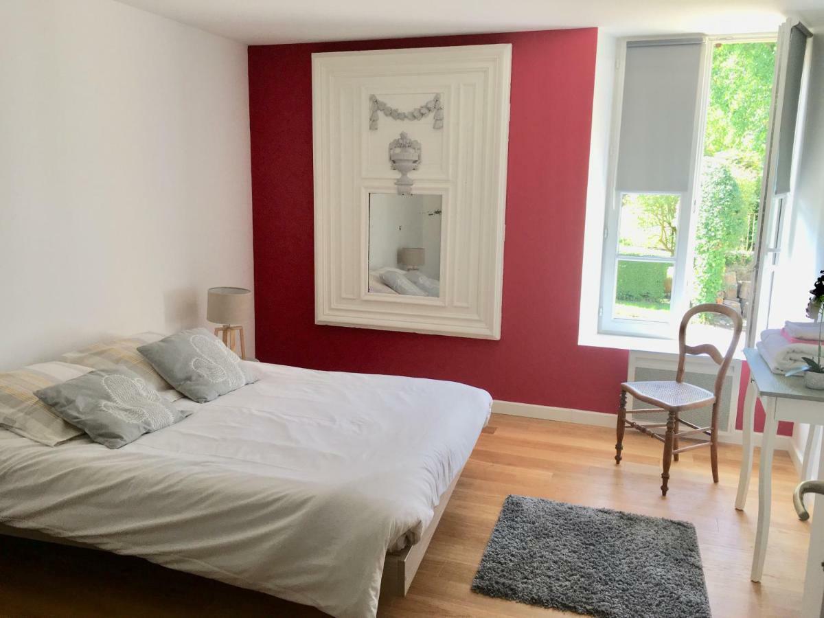 Ferienwohnung Les Escuries Commes Exterior foto